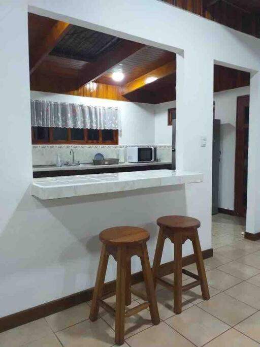 Amplia Casa En Paquera Appartement Buitenkant foto